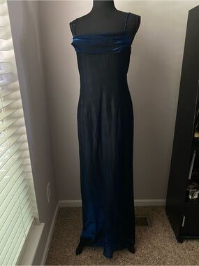 Vintage Size 10 Night Way Coll Blue shimmer iridescent sleeveless maxi dress